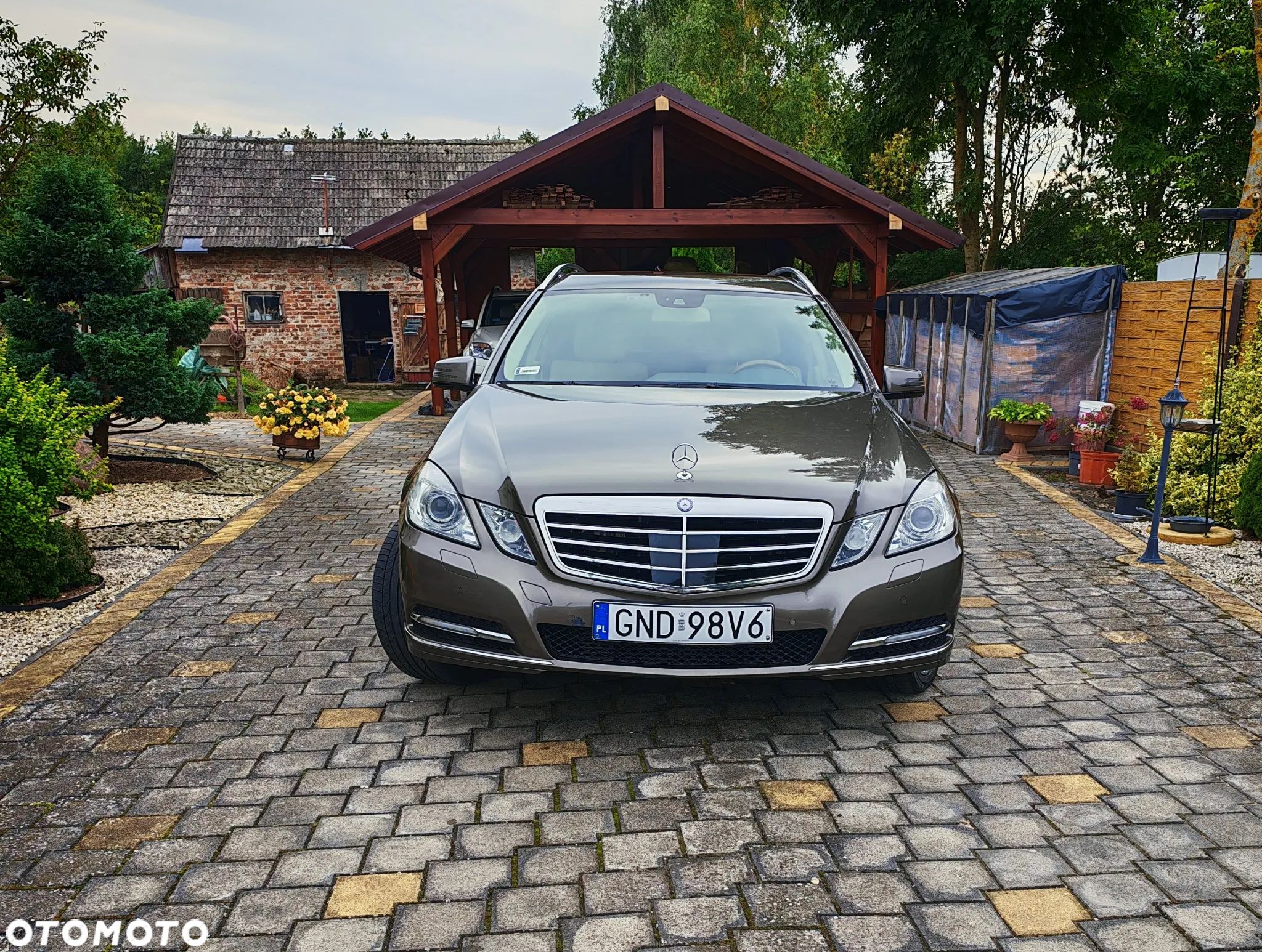 Mercedes-Benz Klasa E 350 T CDI DPF 4Matic BlueEFFICIENCY 7G-TRONIC Elegance - 1