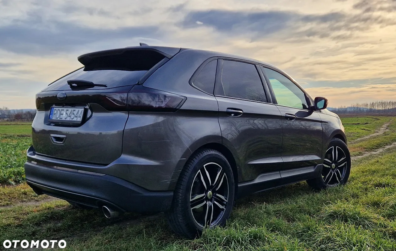 Ford Edge - 5