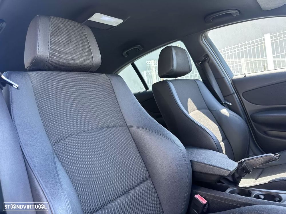 BMW 118 d Pack M - 42