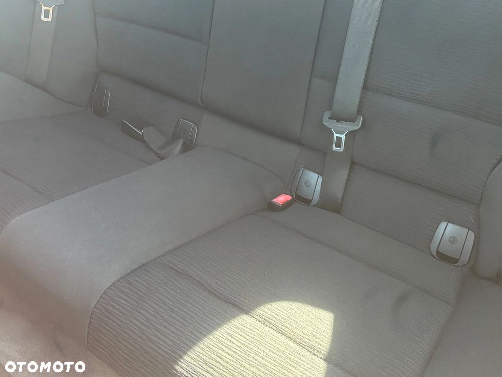 BMW Seria 1 - 15