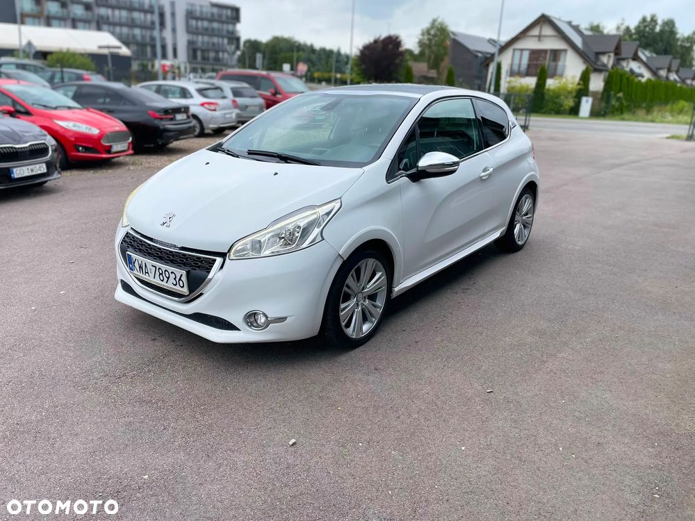Peugeot 208 1.6 e-HDi Allure STT - 2