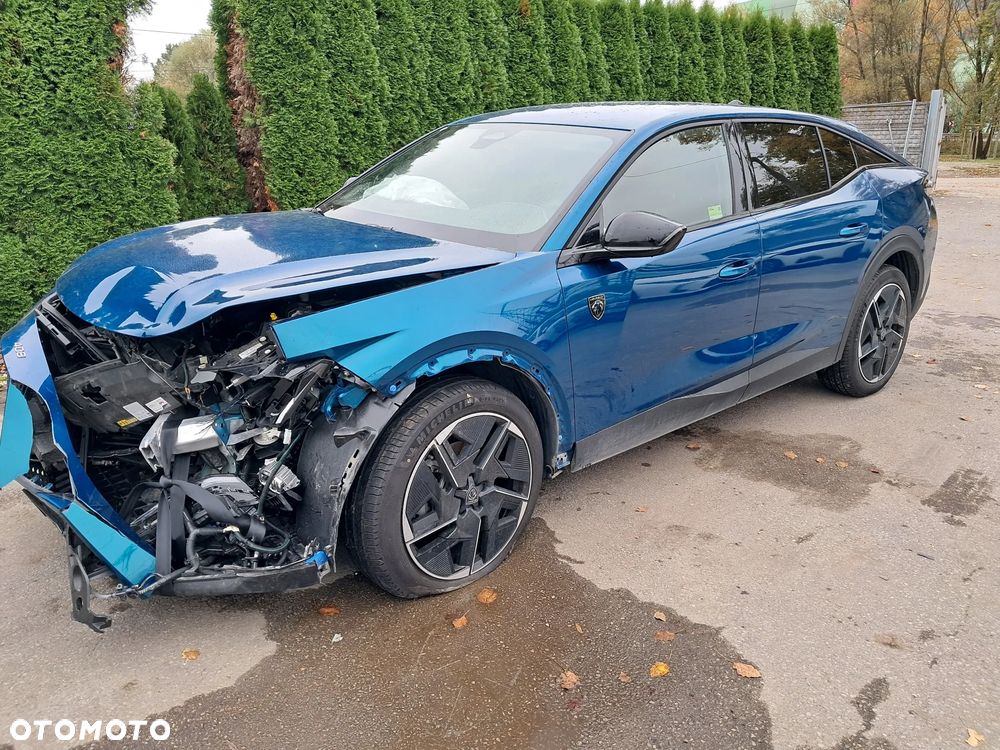 Peugeot 408 1.2 PureTech mHEV GT S&S e-DSC6 - 8