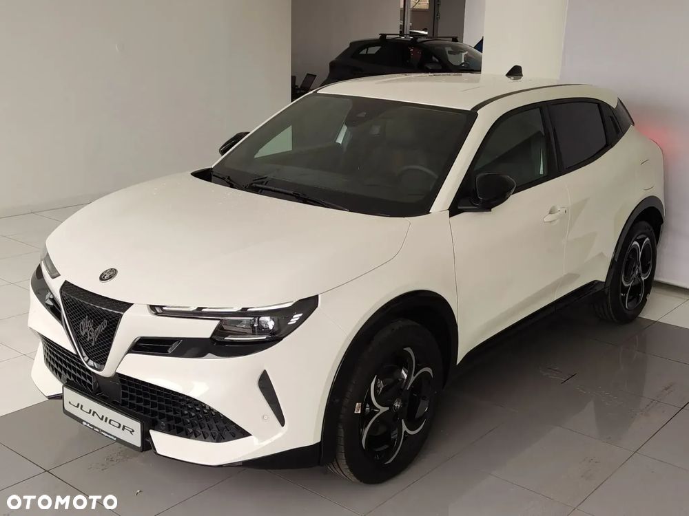 Alfa Romeo Junior 1.2 mHEV Ibrida eDCT - 1