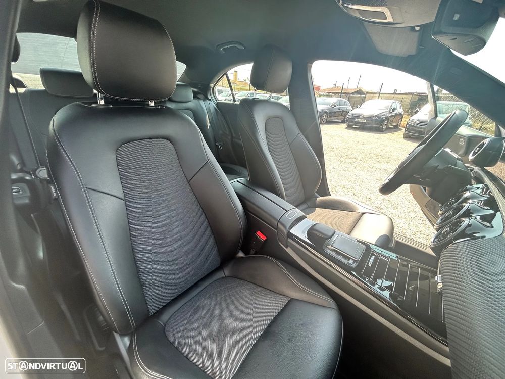 Mercedes-Benz A 180 Limousine d Business Solutions Frota Aut. - 14