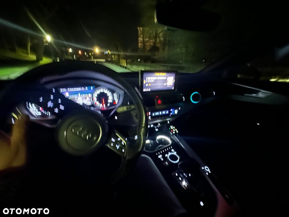 Audi A4 Avant 2.0 TDI S tronic - 27