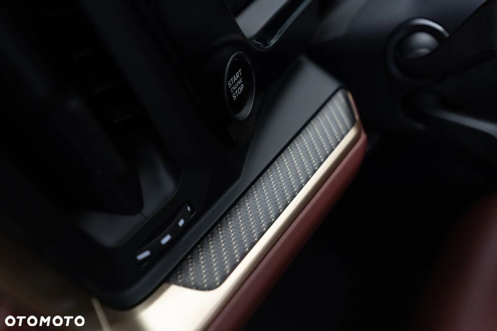 Porsche Cayenne - 23