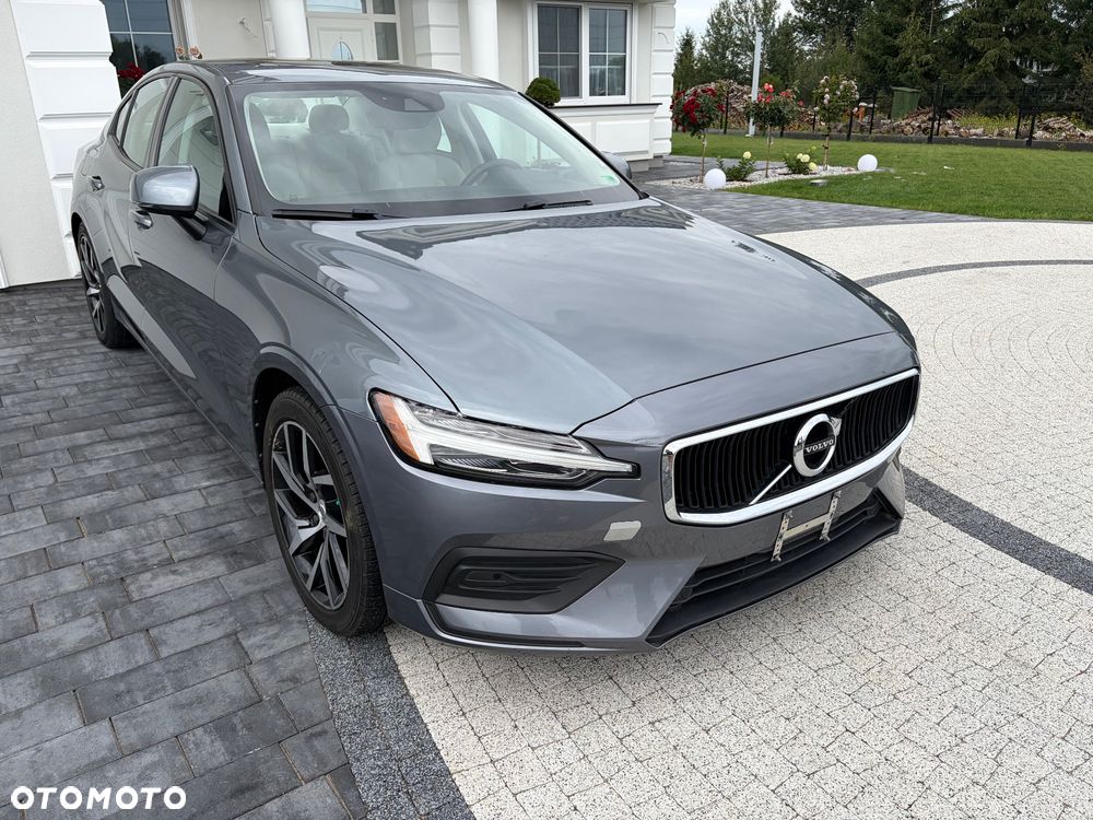 Volvo S60 T5 Momentum Pro - 11