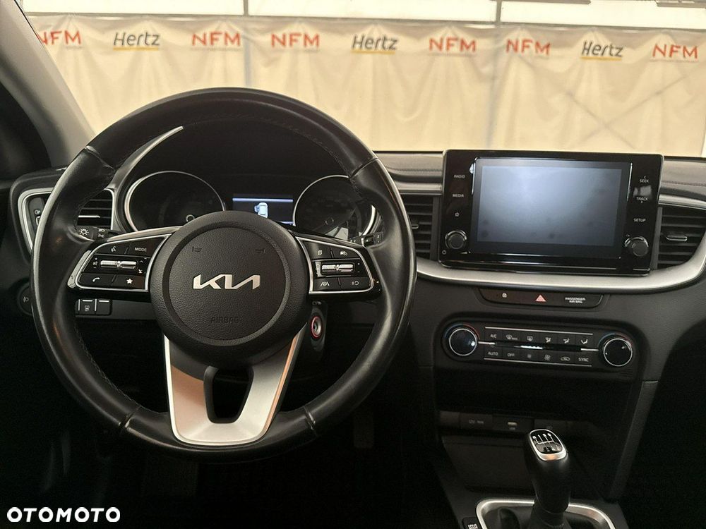Kia Ceed - 15