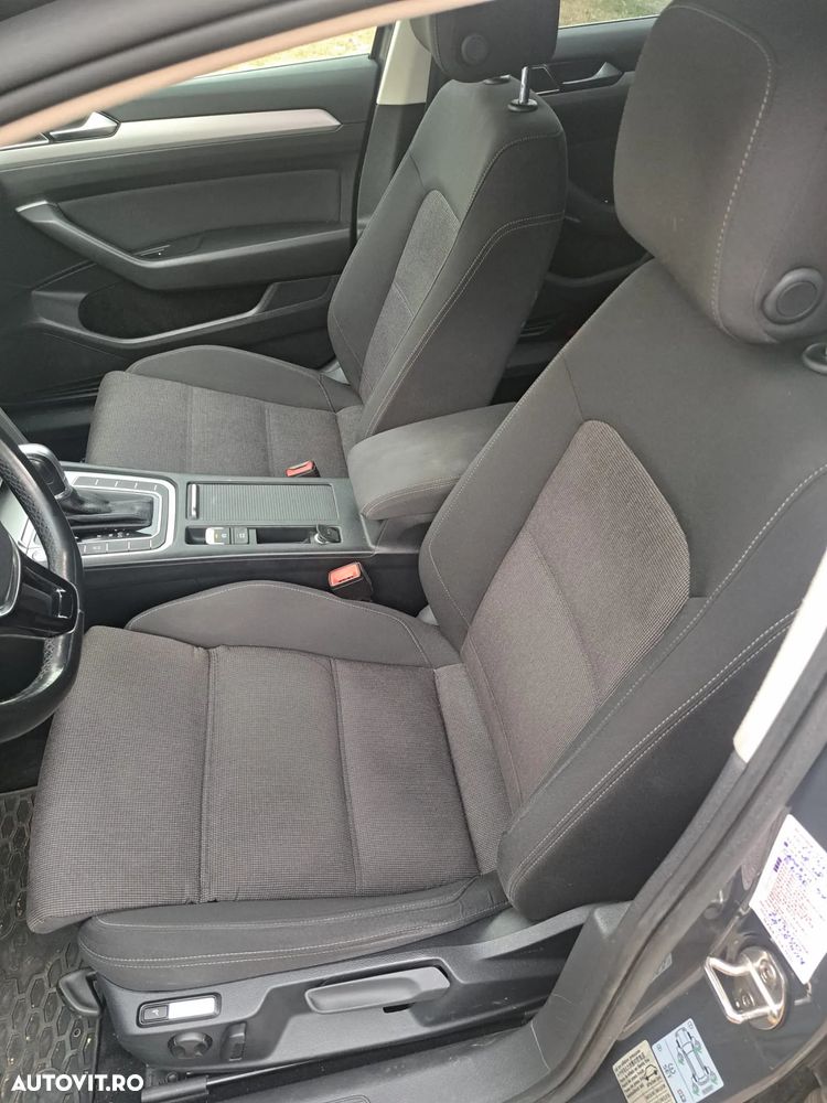 Volkswagen Passat 2.0 TDI SCR DSG Comfortline - 7