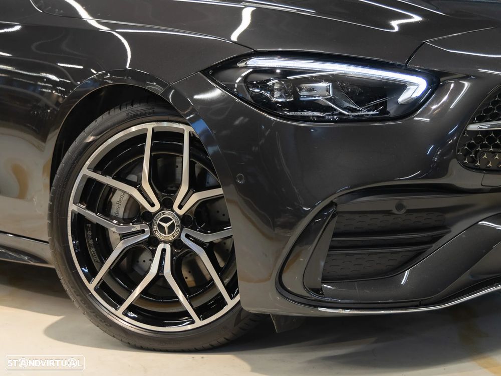 Mercedes-Benz C 300 d AMG Line - 26