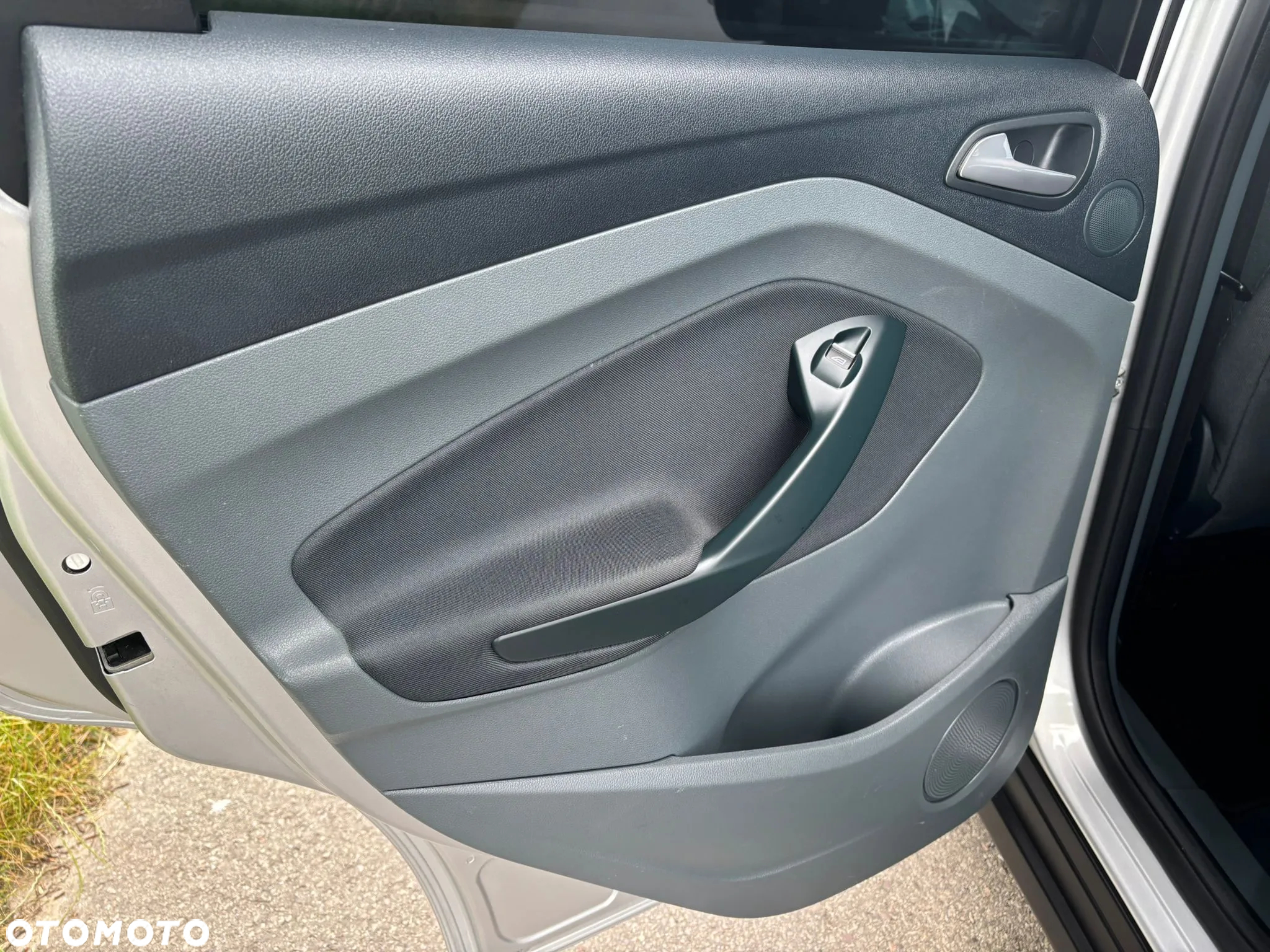 Ford C-MAX 1.6 TDCi Start-Stop-System SYNC Edition - 20