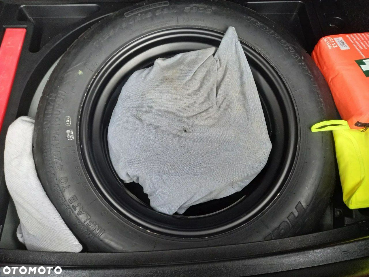 Volvo V40 Cross Country D2 Momentum - 11