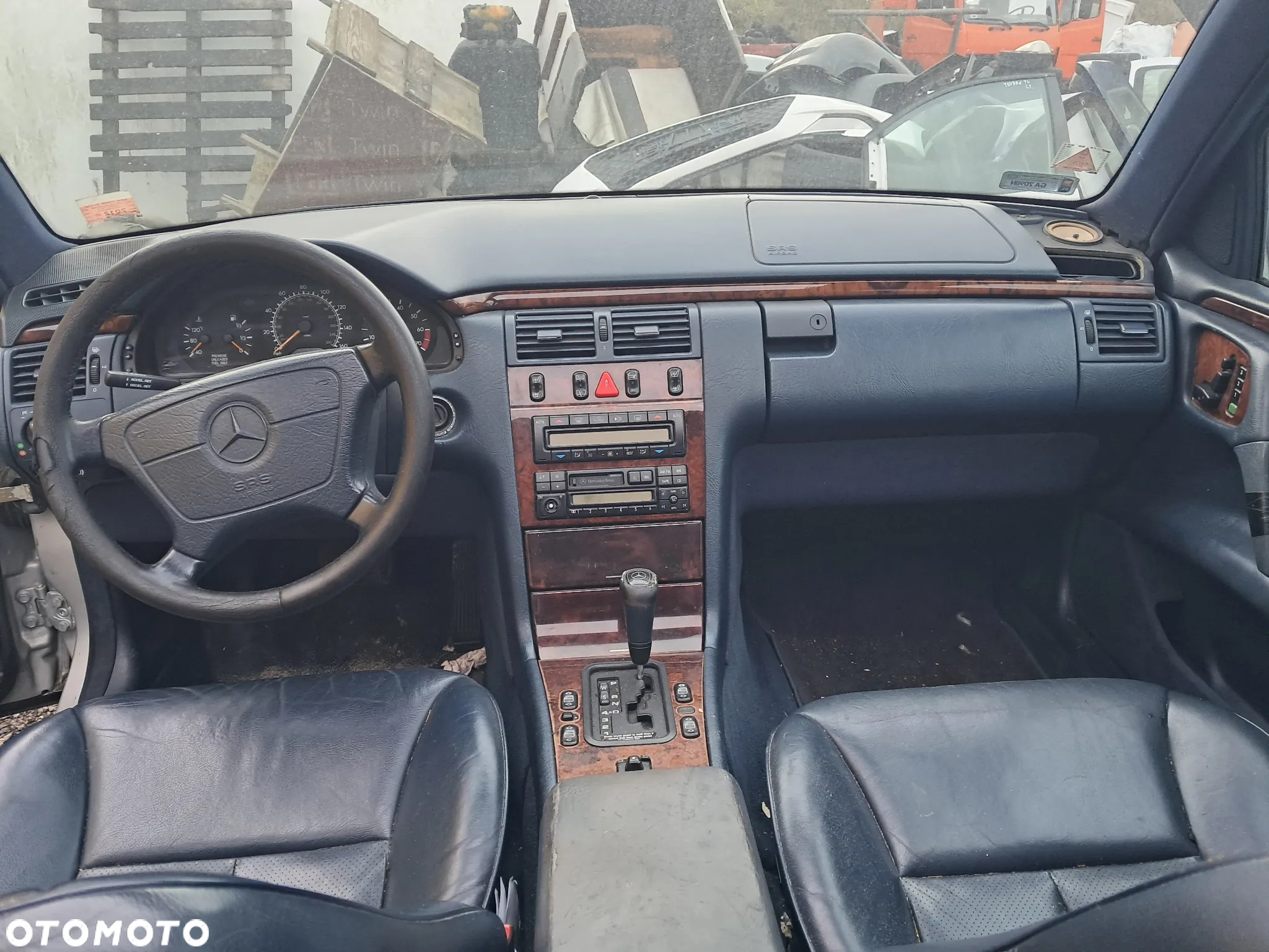 DAWCA CZĘŚCI MERCEDES W210 E KLASA II KOMBI USA 4X4 1998 3.2 B KL - 10