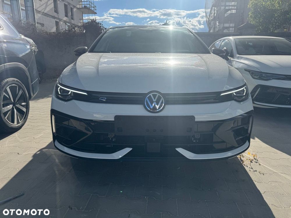 Volkswagen Golf - 20