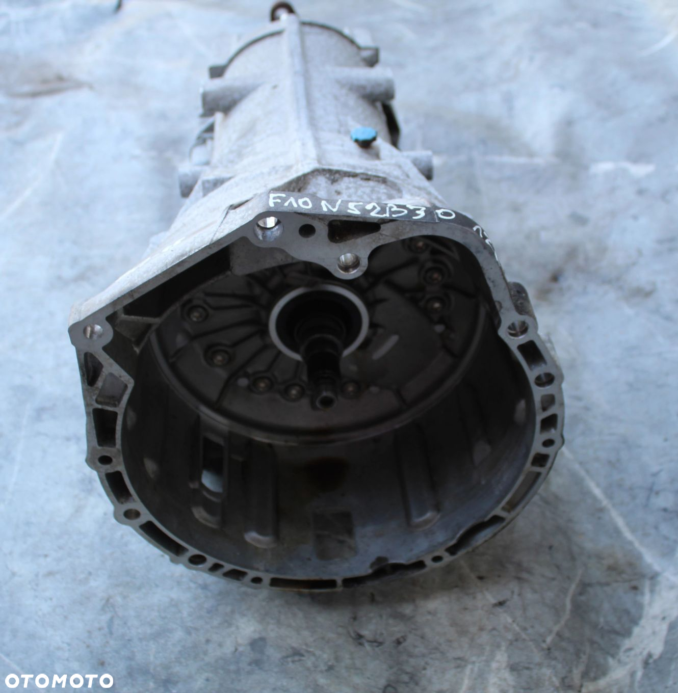 SKRZYNIA BIEGÓW AUTOMAT ZF 8HP-45 BMW F10 N52B30 3.0B 7616520 - 3