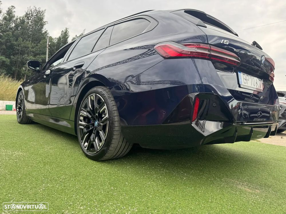 BMW i5 - 21