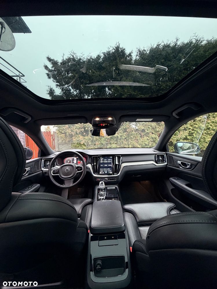 Volvo V60 T8 AWD Twin Engine Geartronic Inscription - 21