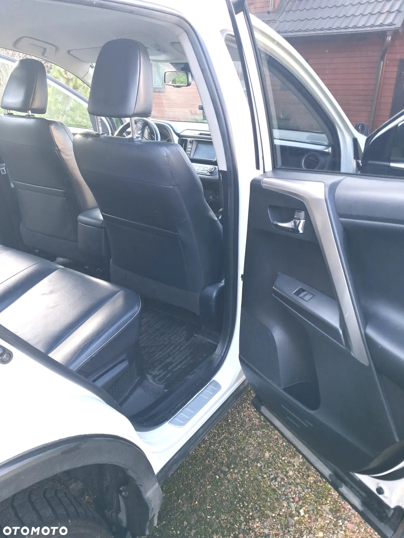 Toyota RAV4 Hybrid Premium 4x4 - 15