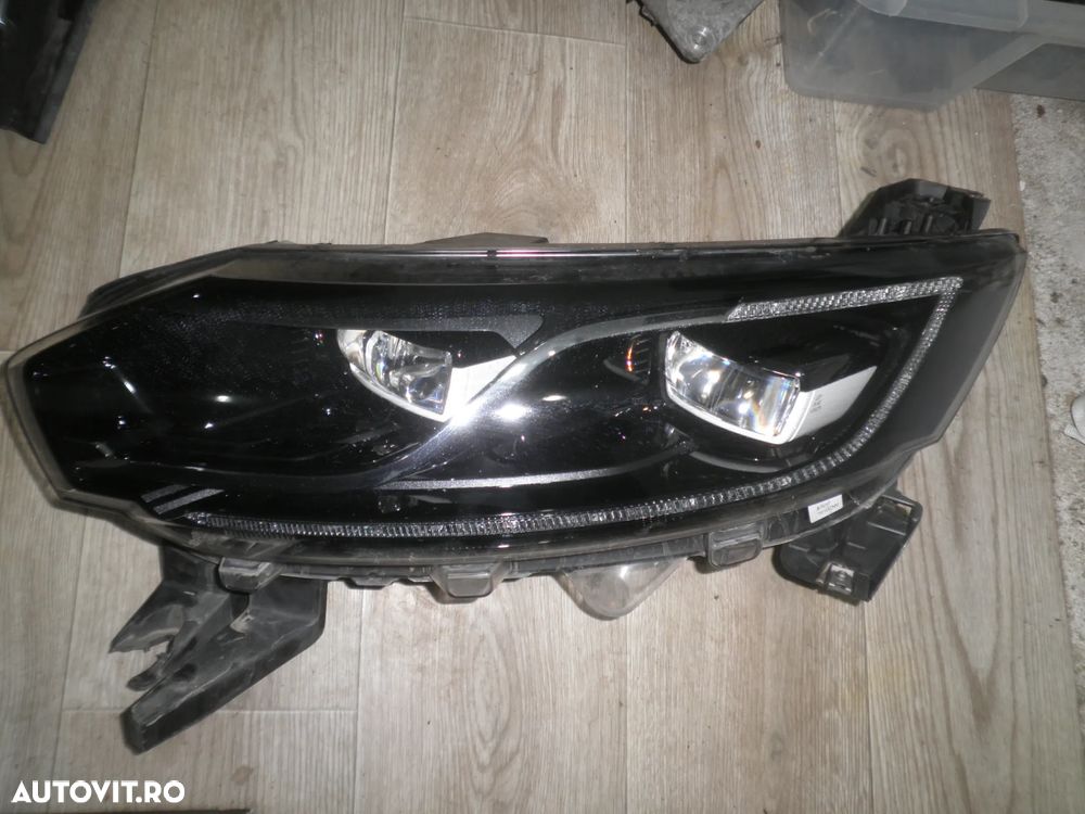 Far stanga / dreapta LED Renault Espace V 2017 260608819R 260108934R
