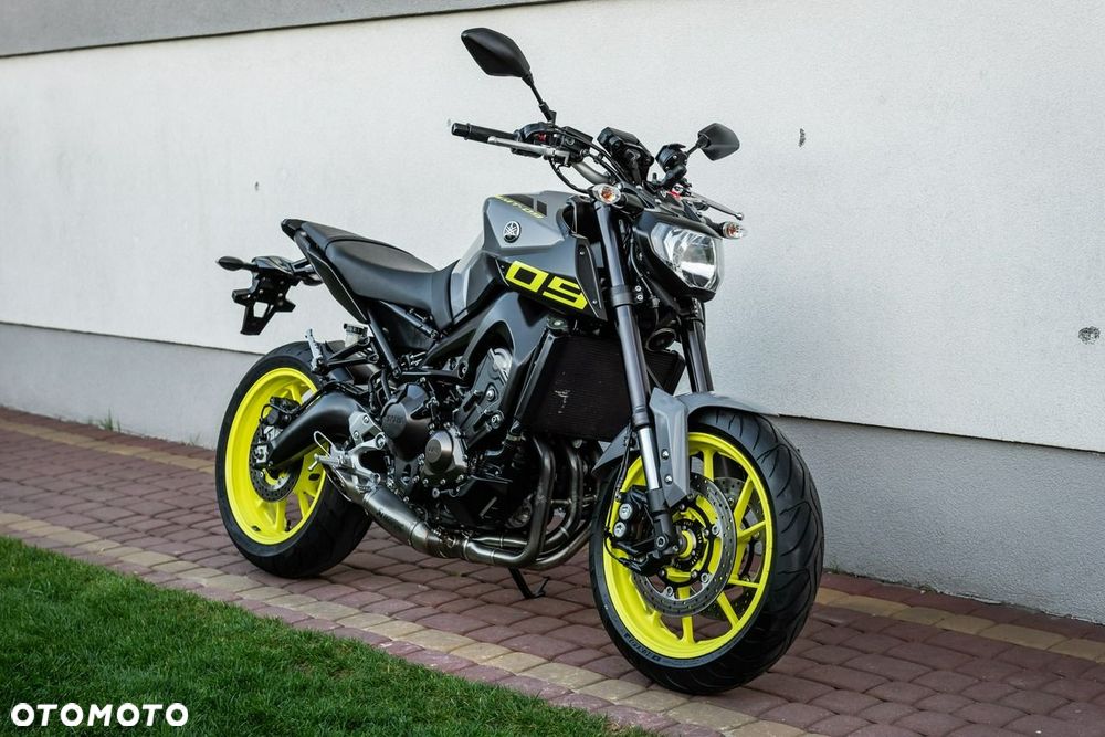 Yamaha MT - 1