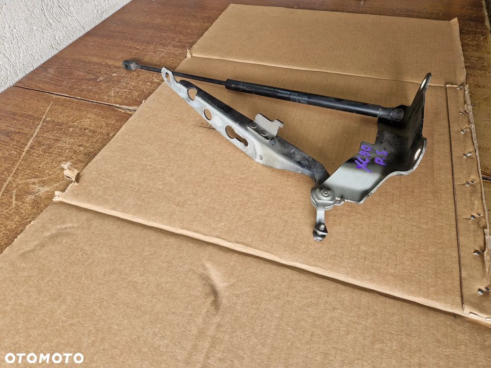 ZAWIAS MASKI PRAWY VOLVO XC90 2003r 2012r KOMPLETNY - 5