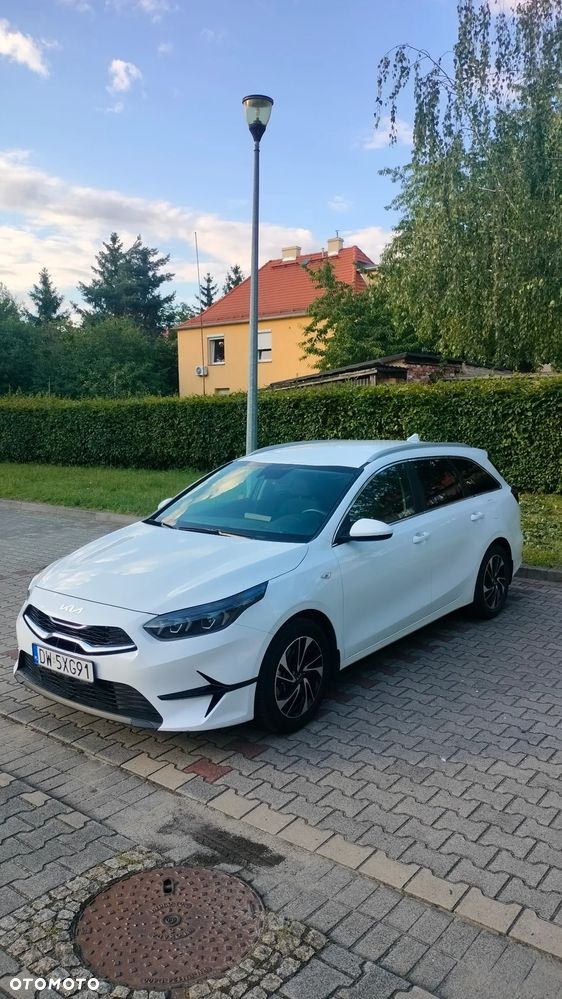 Kia Ceed 1.5 T-GDI M - 2