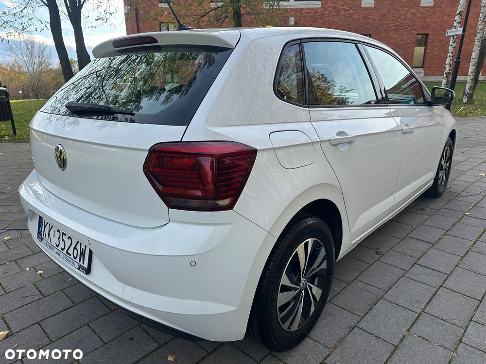 Volkswagen Polo 1.6 TDI SCR Comfortline - 16
