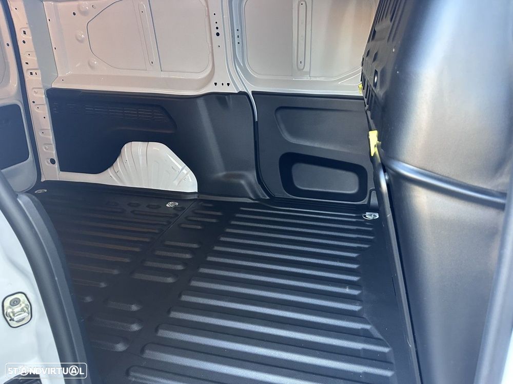 Peugeot Partner 1.5 BlueHDi Pemium Longa - 18