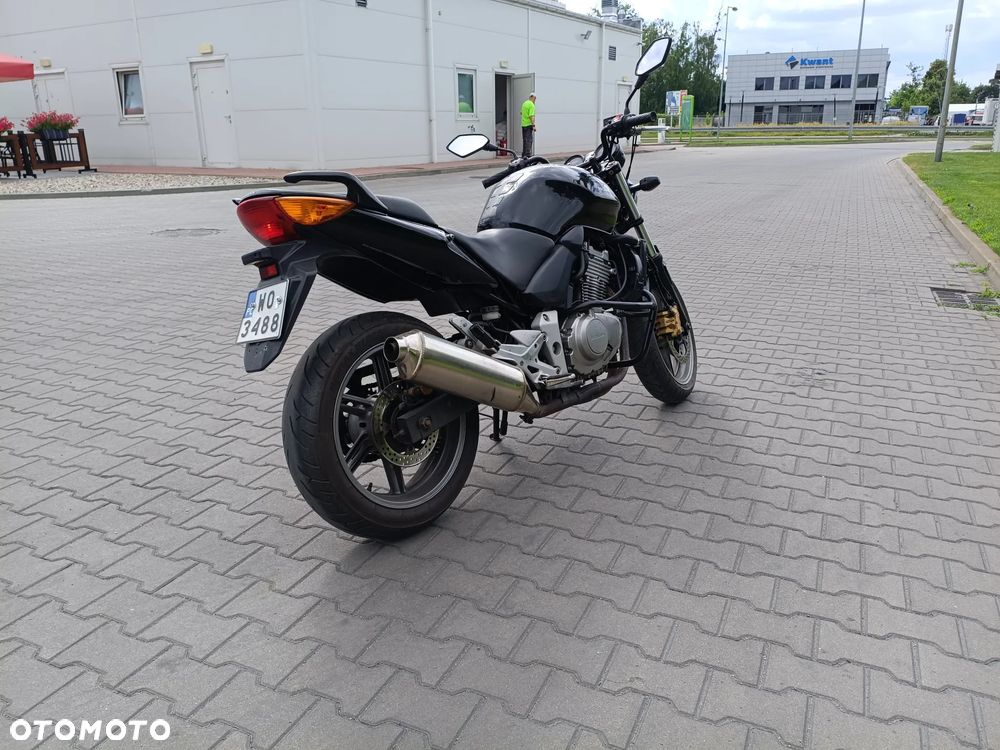 Honda CBF - 3