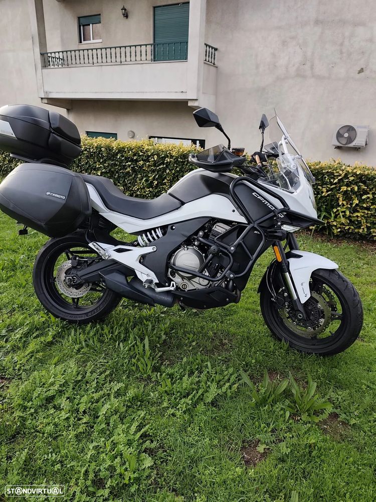 CF Moto 650GT - 1