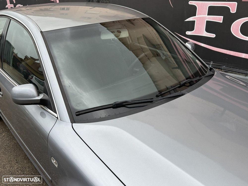 VW Passat 1.9 TDi Highline - 8