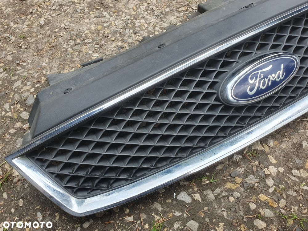 ATRAPA GRILL FORD FOCUS C-MAX 3M51-R8138A - 2