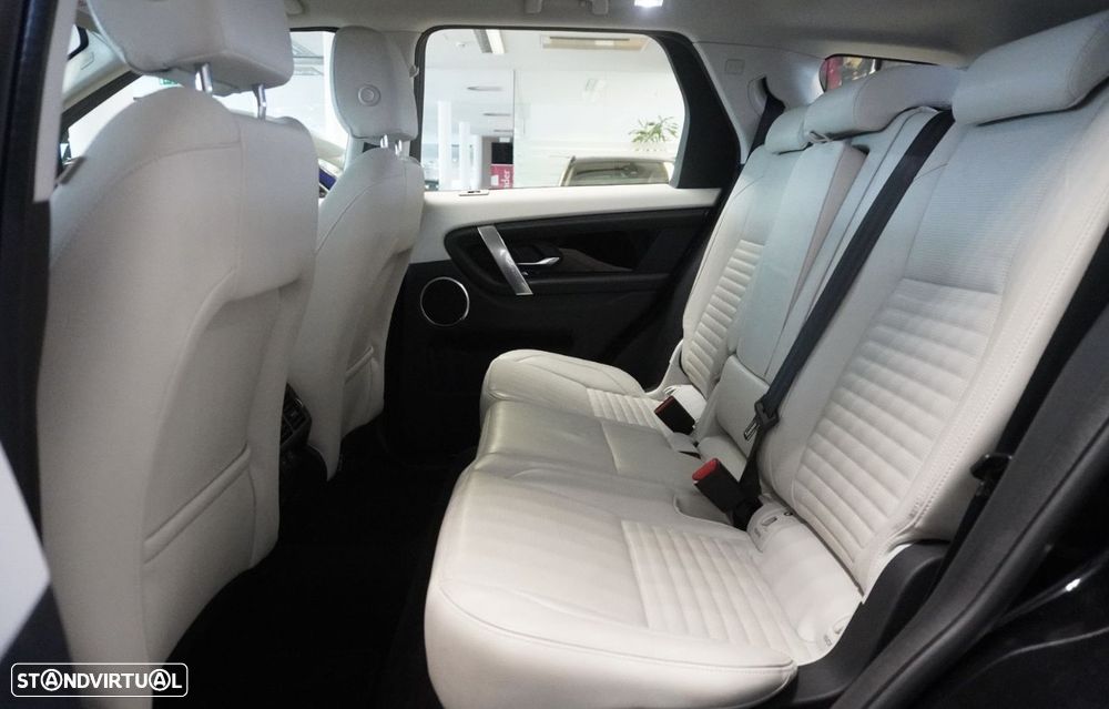 Land Rover Discovery Sport - 7