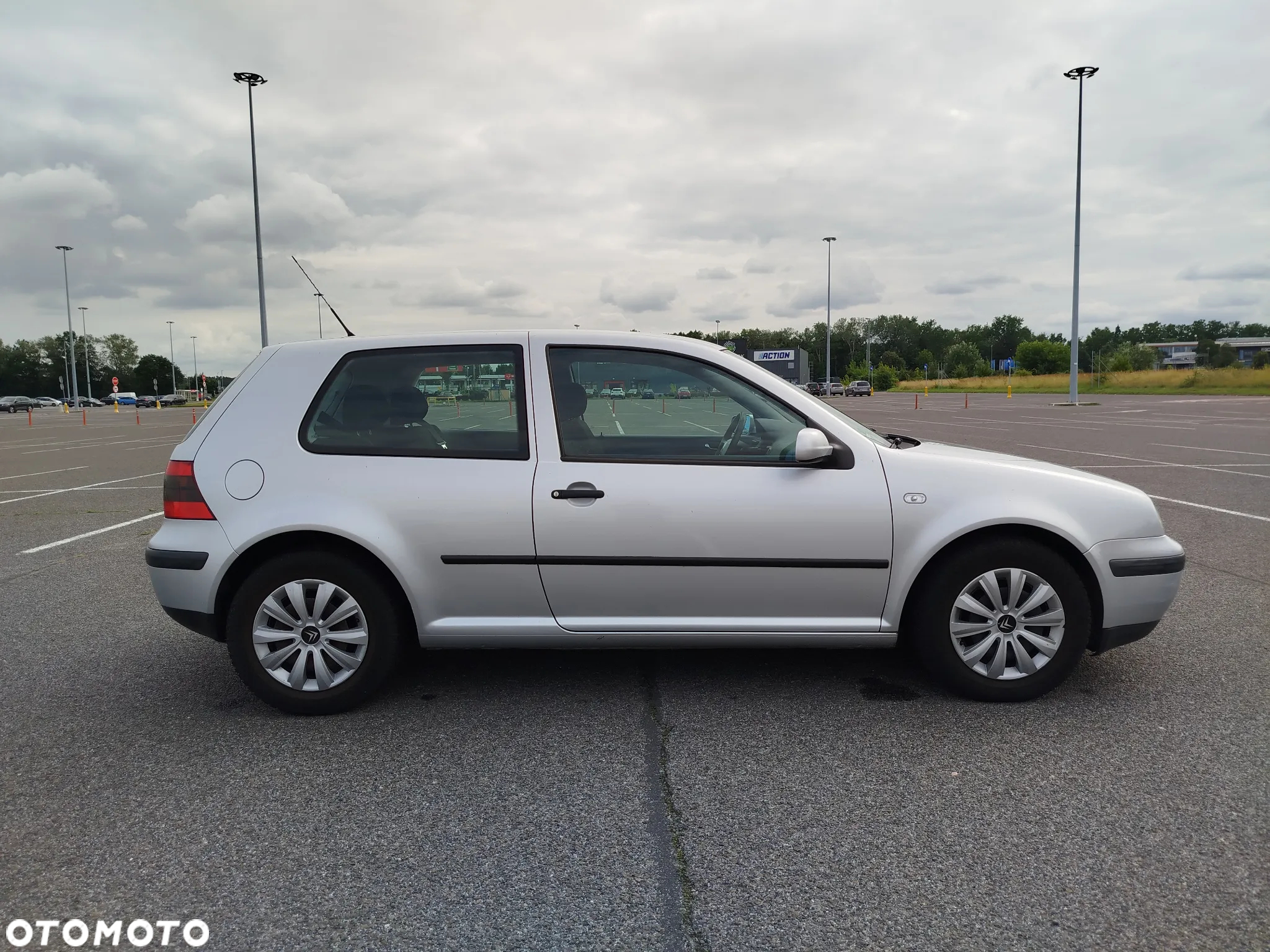 Volkswagen Golf 1.6 Automatik Sportline - 22