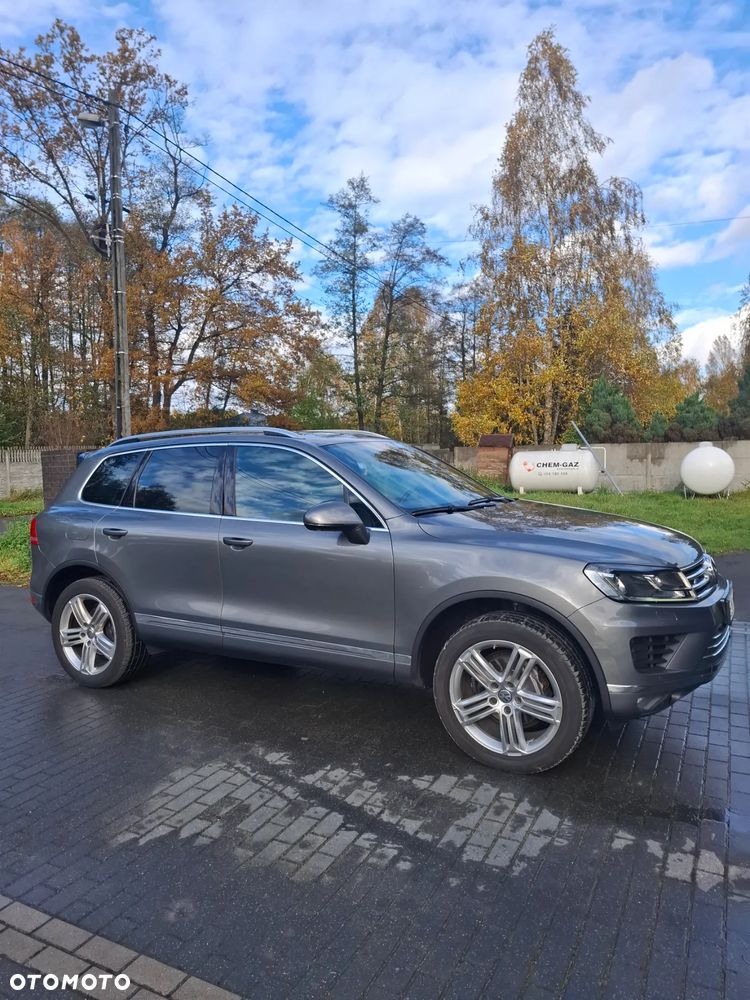 Volkswagen Touareg 3.0 V6 TDI SCR Blue Motion DPF Automatik Exclusive - 3