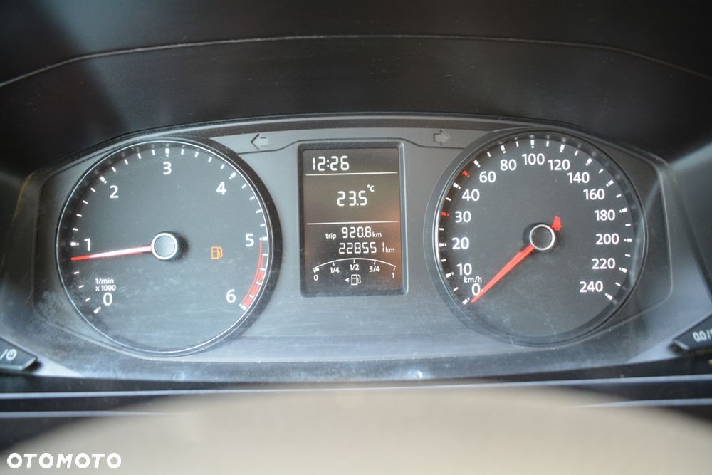 Volkswagen TRANSPORTER T6 DOKA PLANDEKA - 35