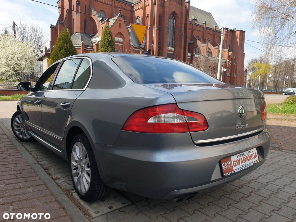 Skoda Superb 1.6 TDI Green tec Ambition - 20