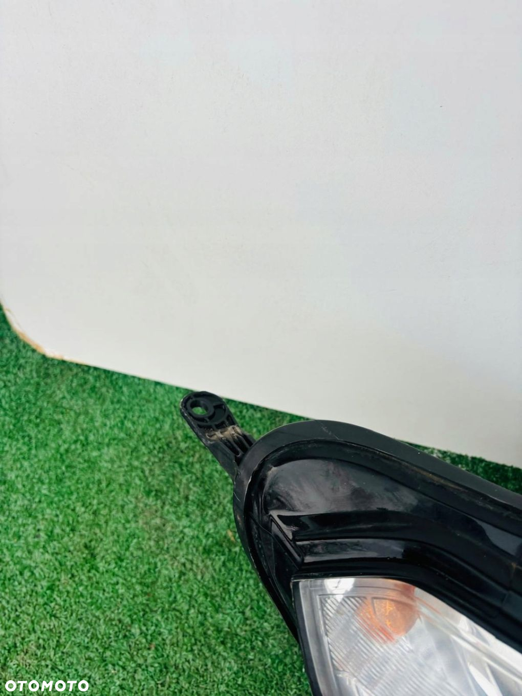 LAMPA PRAWA REFLEKTOR PRAWY FORD ECOSPORT ZWYKŁA HALOGENOWA  LED DZIENNY - 4