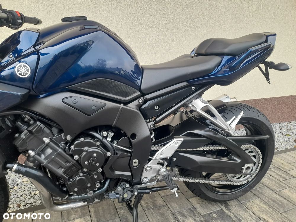 Yamaha FZ - 26
