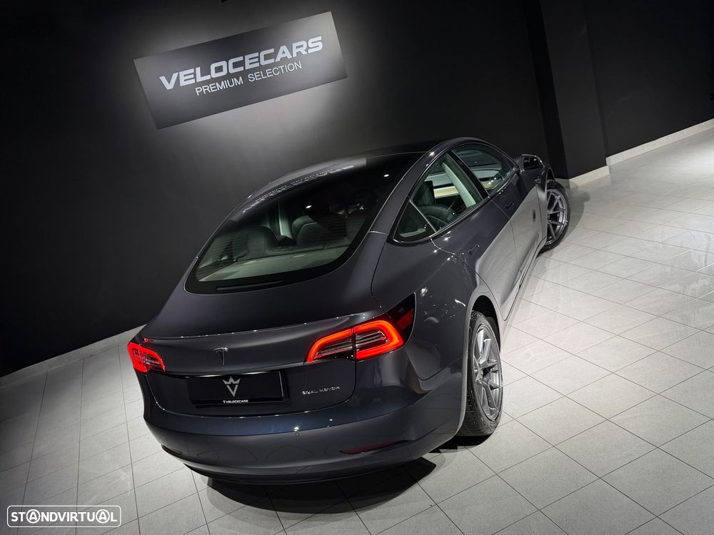 Tesla Model 3 Long-Range Dual Motor AWD - 13