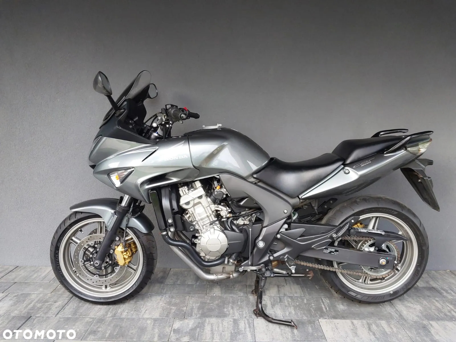 Honda CBF - 2