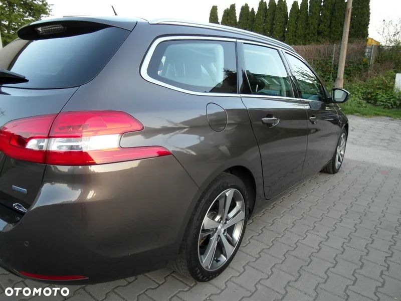 Peugeot 308 SW HDi FAP 150 Allure - 8