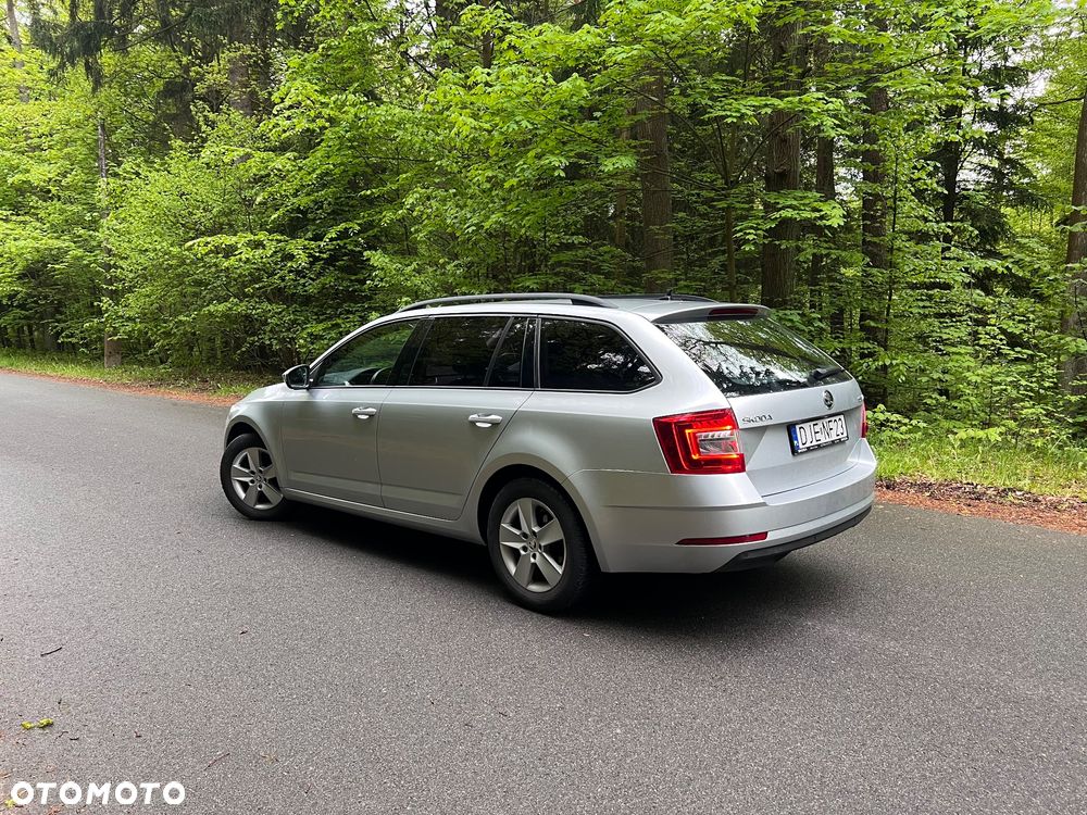 Skoda Octavia 1.5 TSI ACT Ambition DSG - 5