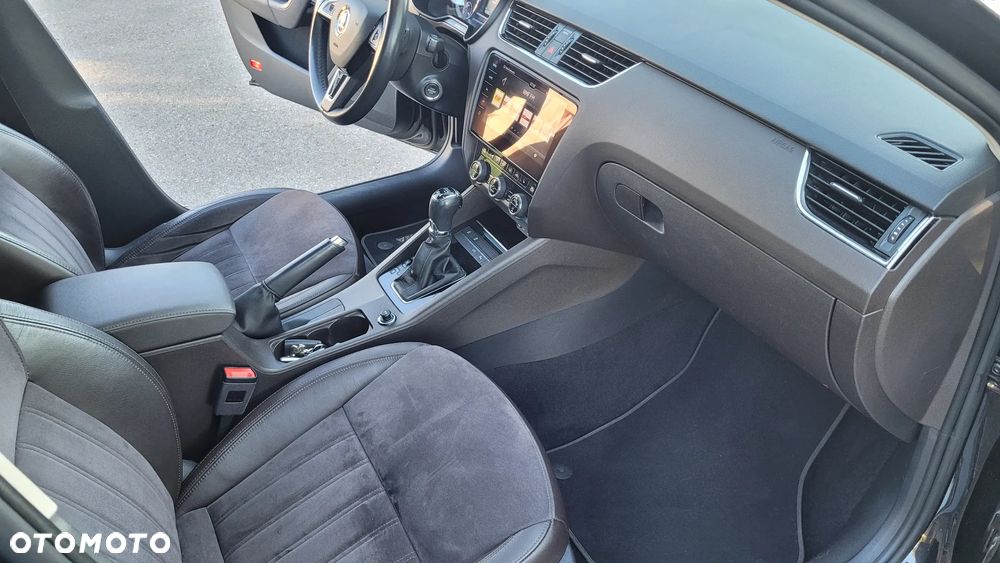 Skoda Octavia 1.8 TSI 4x4 DSG L&K - 25