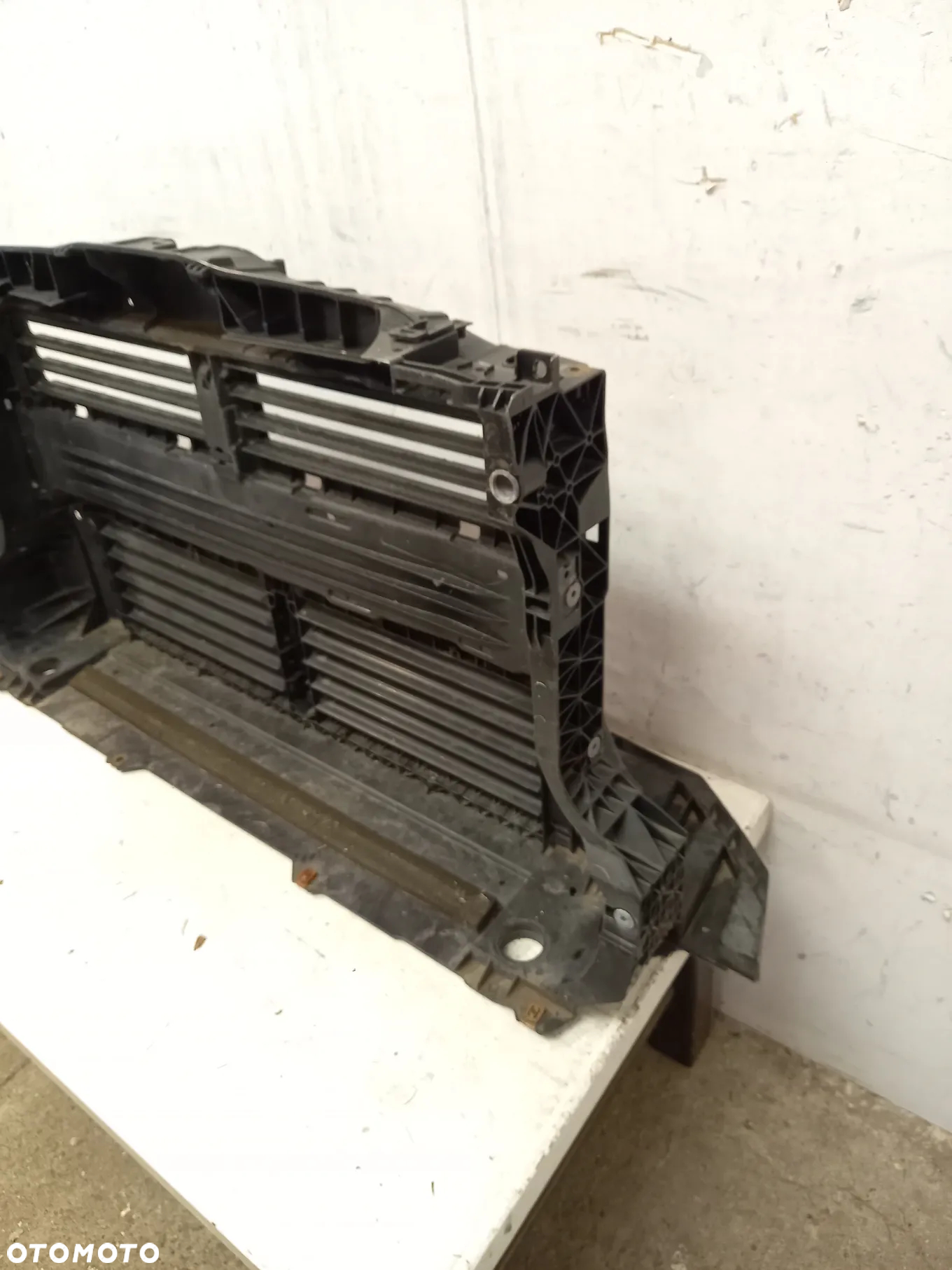 Ford Focus MK4 4 IV żaluzja tunel powietrza maskownica pas przedni - 9