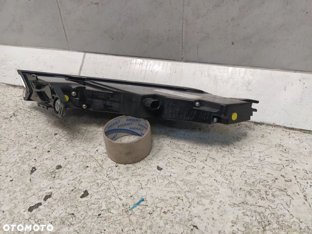 PORSCHE TAYCAN 9J1 LAMPA TYŁ TYLNA LED PRAWA BASIS EUROPA ORYGINAŁ - 6