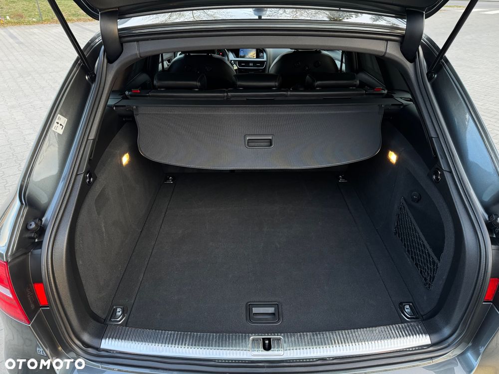 Audi A4 Avant 1.8 TFSI S line Sportpaket - 33