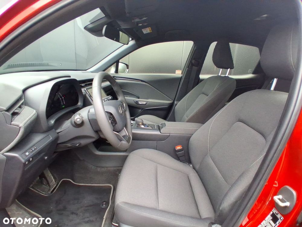 Lexus LBX 1.5 Hybrid - 10