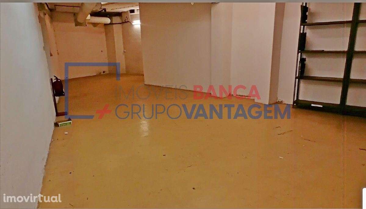 Loja em Abrantes de 280m2 e cave - Grande imagem: 4/7