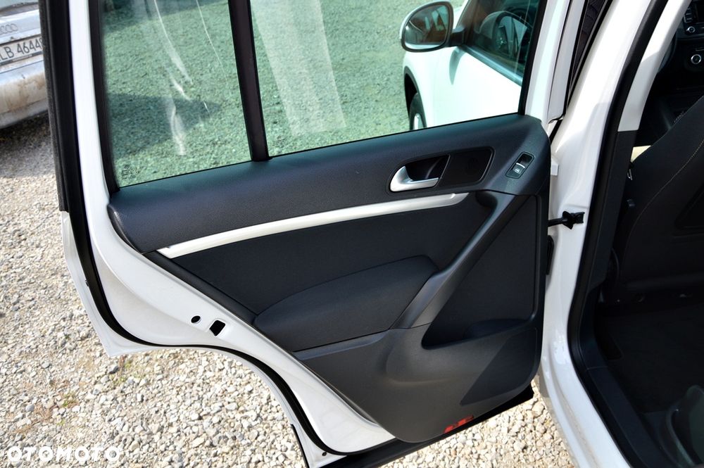 Volkswagen Tiguan - 22